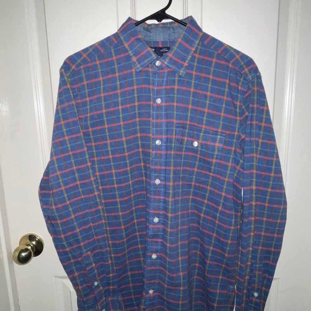 GAP Men's Classic Fit Long Sleeve Plaid Shirt Medium‎ Multi Color